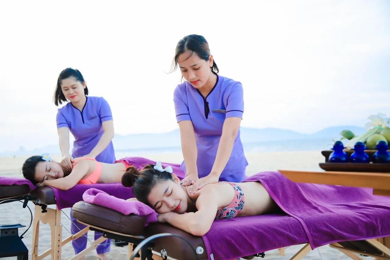 Carinae Danang Hotel